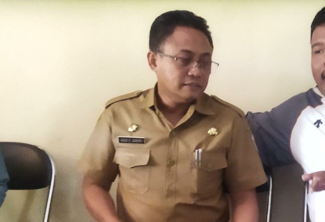 
Medsos Ramai Tiga Pejabat Pemkab Bangkalan Diperiksa KPK, Sekda dan BKPSDA Irit Bicara