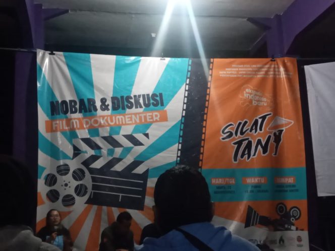 
Mahasiswa Ilmu Komunikasi UNITRI Mengadakan Nobar dan Diskusi Film Dokumenter Silat Tani