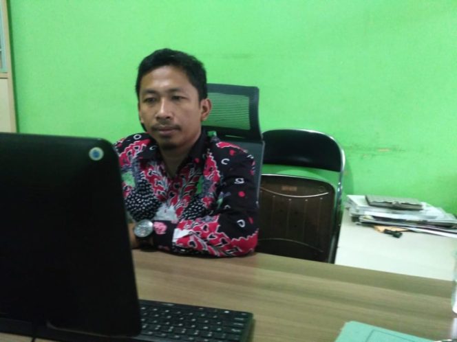 
Tercatut Anggota Parpol, Belasan Warga Sipil Mengadu ke Bawaslu Sidoarjo