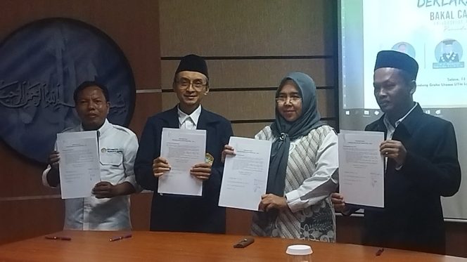 
Empat Bakal Calon Rektor UTM Tanda Tangani Deklarasi Damai