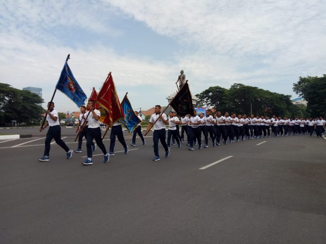 
Jaga Kebugaran Fisik, 512 Prajurit Menkav 2 Marinir Gelar Senam SKJ dan Lari 5 Km