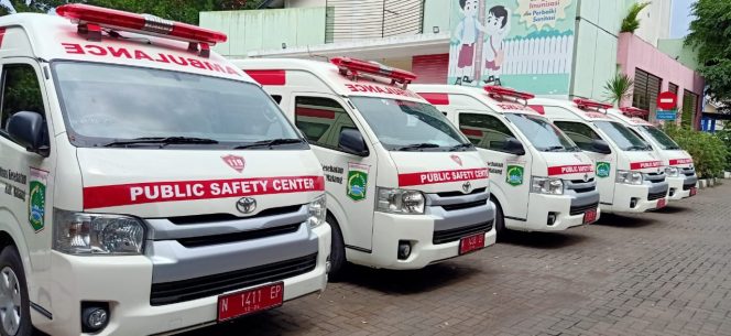 
Dinkes Bangkalan Beli 7 Unit Ambulance Seharga 3,3 Miliar