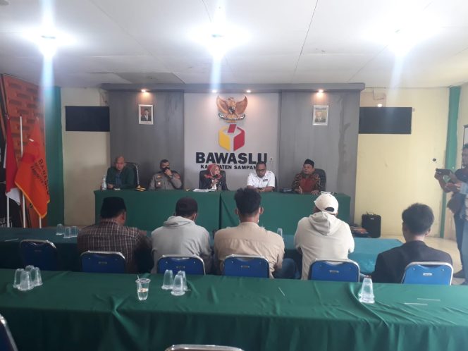 
Menuju Pemilu 2024, Bawaslu Komitmen Kawal Demokrasi Dengan Bersih