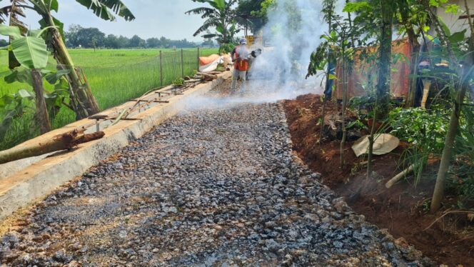 
Perbaikan Jalan Desa Banyoneng Dajah Geger Telan Anggaran Rp 276 Juta