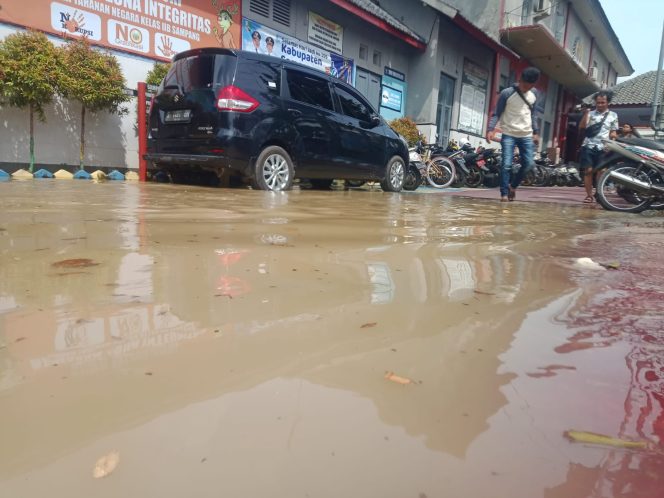 
Terkena Banjir, Rutan Sampang Belum Sediakan Tempat Tampung Warga Binaan