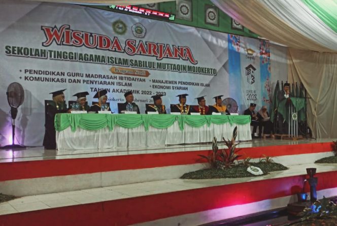 
Gelar Wisuda ke-2, STAISAM Siapkan Mahasiswa Hadapi Era 4.0