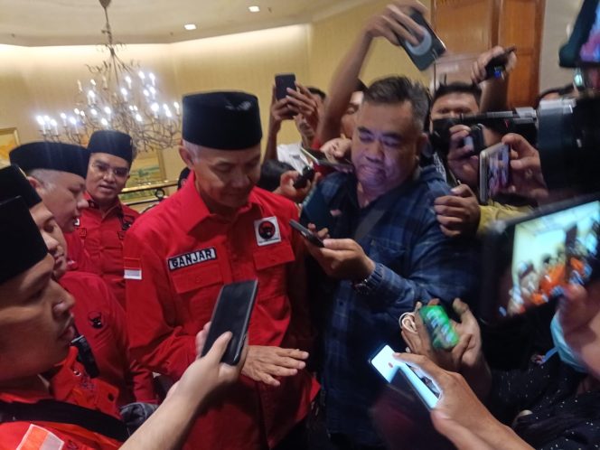 
Ganjar Pranowo Konsolidasi di Surabaya, DPD PDIP Jatim Target Menang 60 Persen