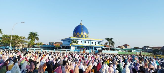 
Rayakan Hari Raya Idul Adha Lebih Awal, Warga Muhammadiyah di Bangkalah Sembelih Puluhan Hewan Kurban