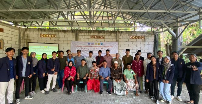 
Kolaborasi Dosen UTM dan UNEJ Dampingi Implementasi Pertanian Terpadu di Desa Kebun Bangkalan