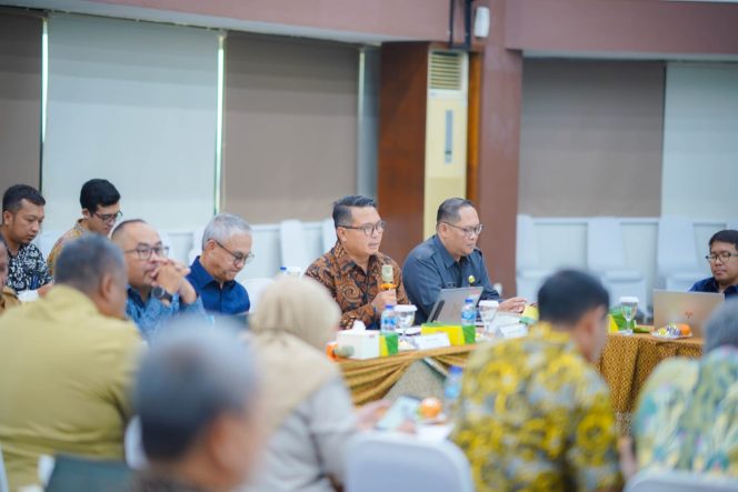 
Kementerian BUMN Gelar Rakor Bidang Hukum Bahas Regulasi Kemudahan Investasi