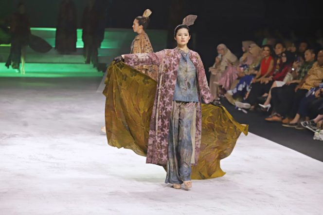 
Walikota Surabaya Kenalkan Batik Hingga ke Mancanegara