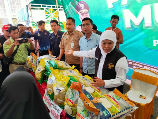 
Pemprov Jatim Buka Stand Pasar Murah di Pamekasan