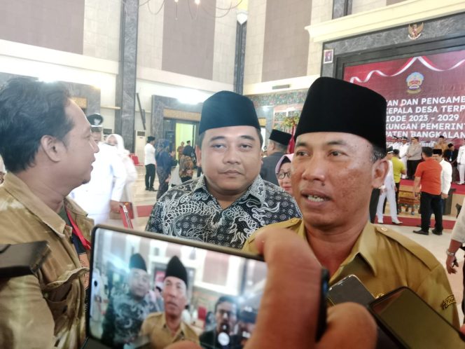 
Pemkab Bangkalan Naikkan Tunjangan Gaji Kepala Desa Rp. 2,5 Juta