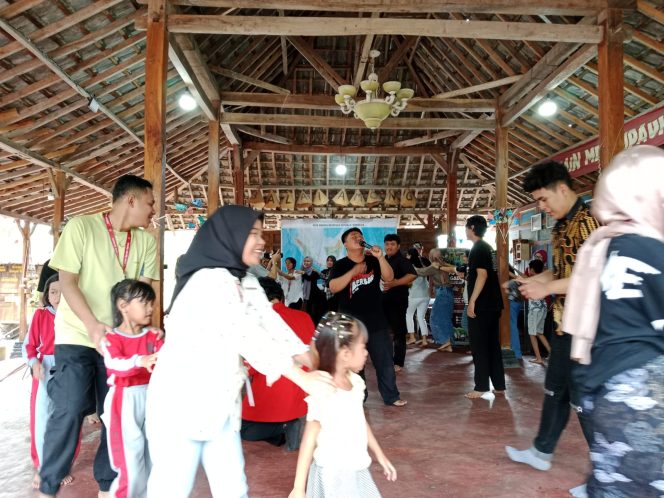 
Ada Kampung Lali Gadget di Sidoarjo, Banyak Mahasiswa Jadi Relawan