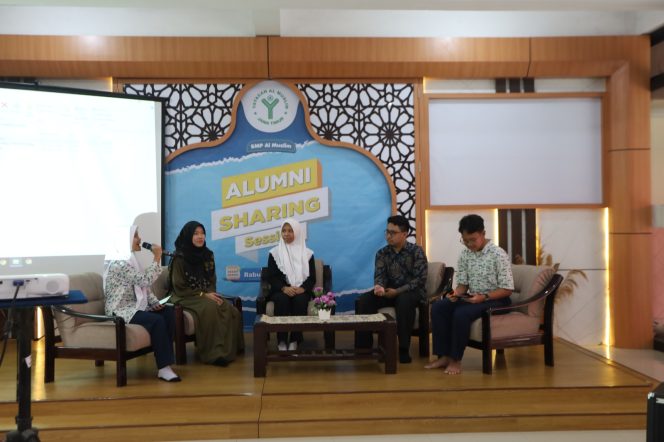 
SMP Al Muslim Undang Alumni Gelar Sharing Session