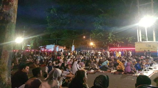 
Gelar Malam Tera’ Bulen, Pj Bupati Bangkalan; Ajang Silaturahmi Mengenalkan Budaya dan Meningkatkan Ekonomi Warga