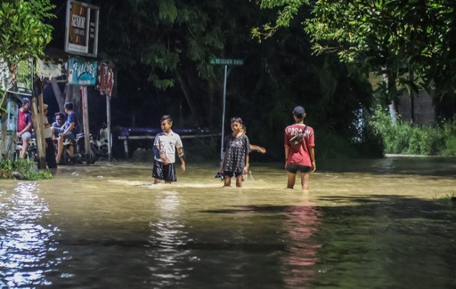 
Belasan Tahun Dua Lokasi Ini Dapat Banjir Kiriman, Begini Tanggapan Walikota Surabaya