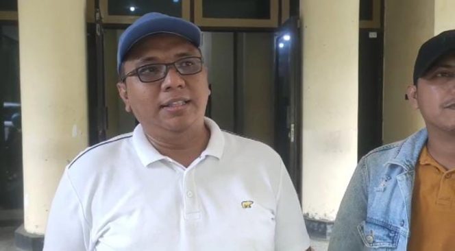 
Diduga Mencemarkan Nama Baik, Ketua Bawaslu Laporkan Beberapa Media ke Polres Bangkalan