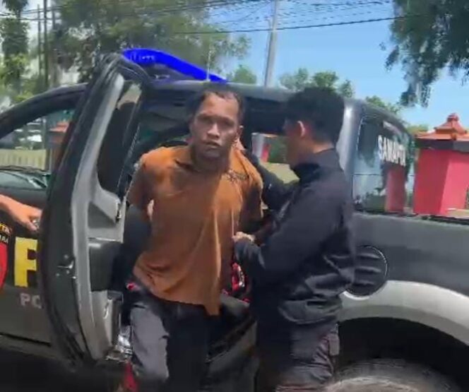 
Mudik Lebaran, Pria Asal Bangkalan Digiring ke Kantor Polisi