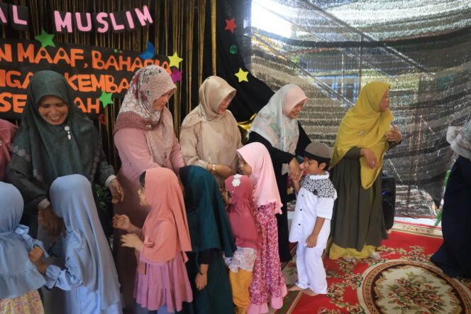 
Gelar Halal Bihalal, KB-TK Al Muslim tanamkan sifat saling memaafkan sejak dini